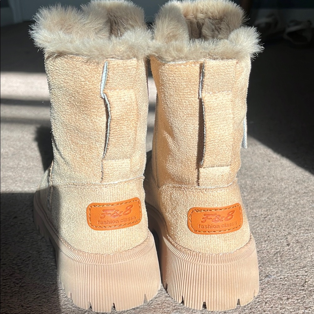 Tan Winter Boots with Rugged Sole and Side Zipper - Picture 2 of 5